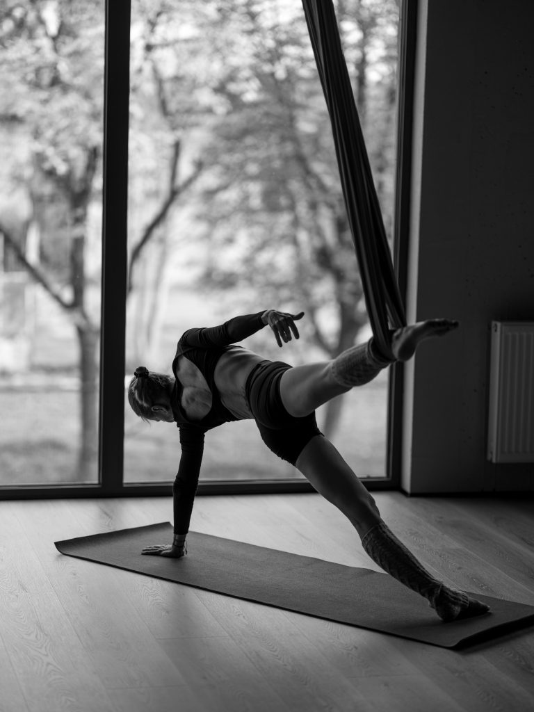 aerial joga sesja brandingowa