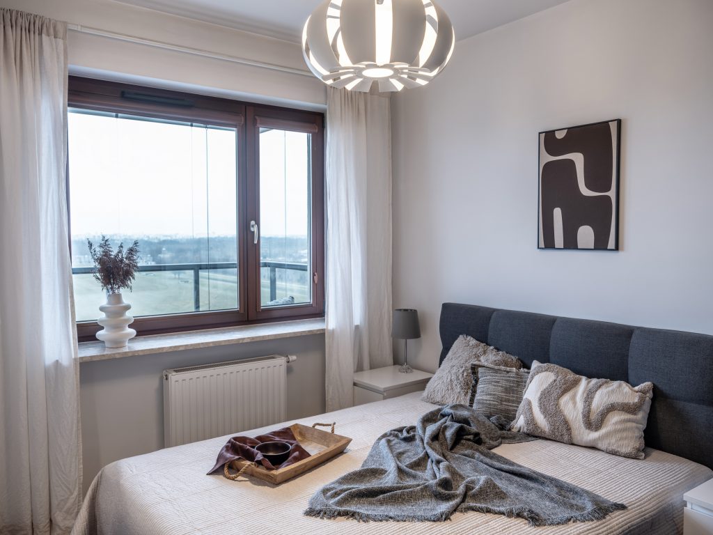 sypialnia z widokiem - fotografia wnętrz Warszawa